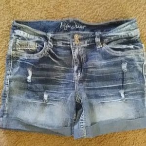 Ariya Jean Shorts Size 13/14